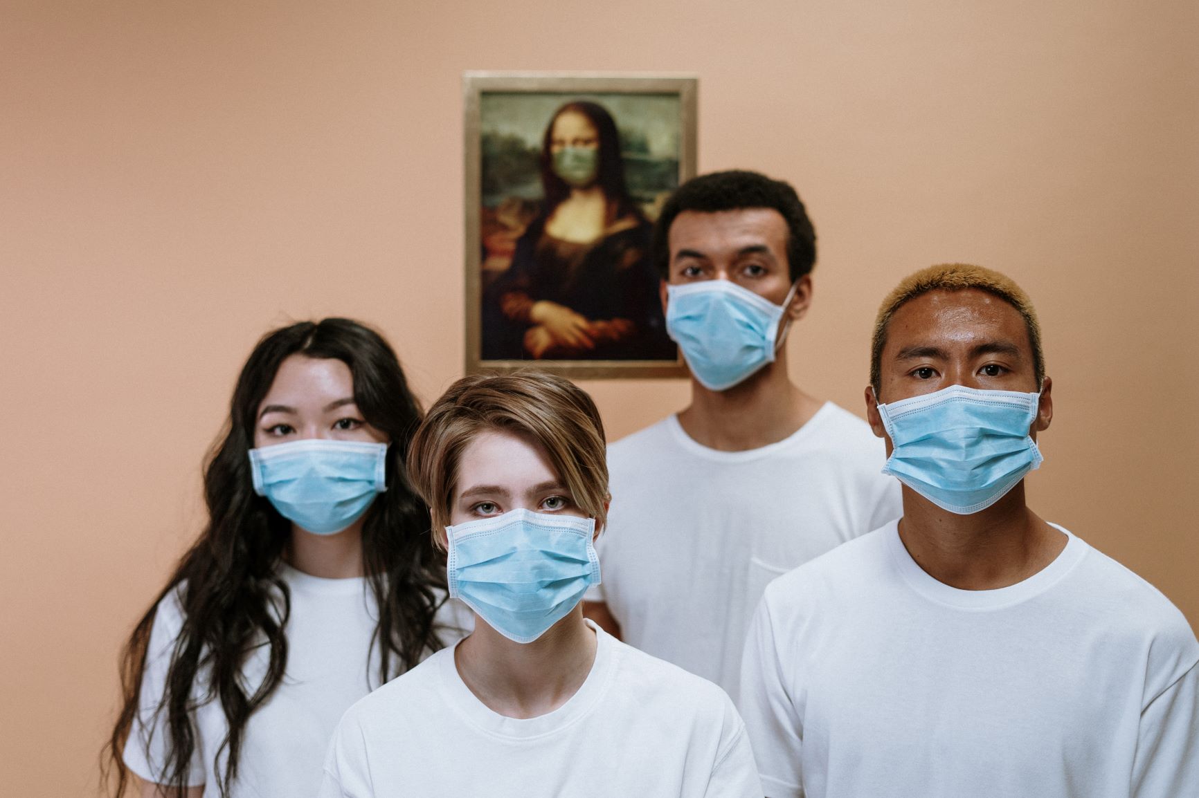 health workers wearing face mask 3957987 web
