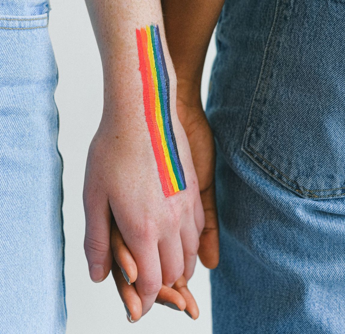 lgbtiqa holdinghands
