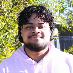 Fez Finau