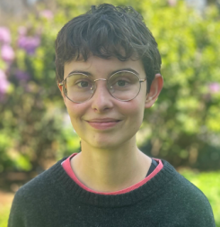 Kelsey Macdonald headshot2
